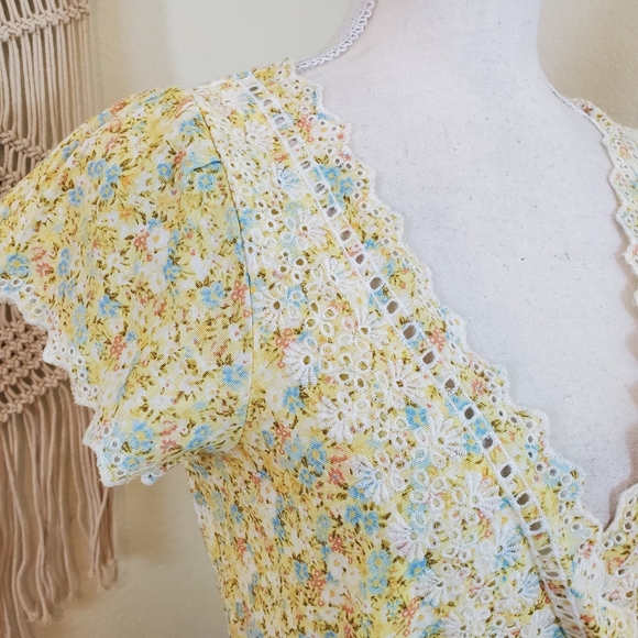 ❌❌SOLD!!❌❌ American Eagle Outfitters Preppy Floral Dress! XS 🫶🏼 Cottagecore - Picture 6 of 12